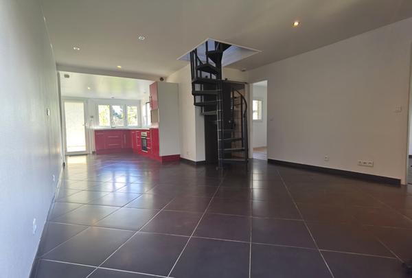 MAISON - PLATEAU D'AVRON