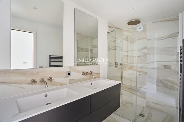 À Vendre - Appartement - Neuilly Sur Seine - 92200 - 3 Chambres - PMR - Climatisé