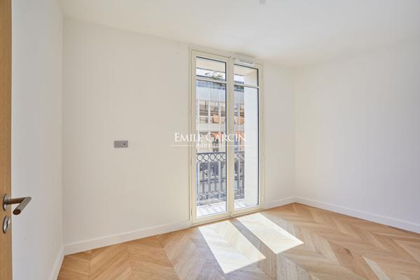 À Vendre - Appartement - Neuilly Sur Seine - 92200 - 3 Chambres - PMR - Climatisé