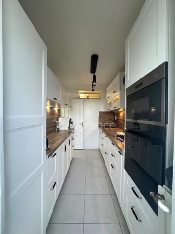 À Vendre – Bel Appartement F4 entièrement rénové avec Cave et Parking – Idéal pour Famille ou Investisseur