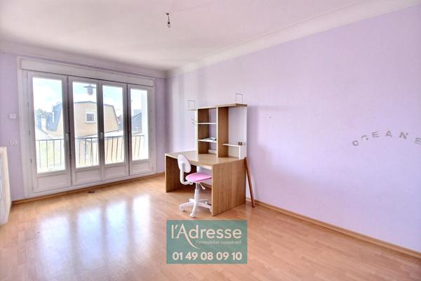 Maison L Haÿ-Les-Roses 5 pièce(s) 123.10m2 - 250m du METRO 14