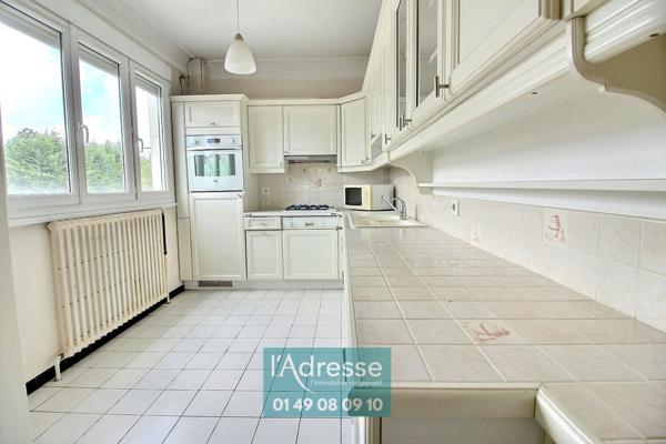 Maison L Haÿ-Les-Roses 5 pièce(s) 123.10m2 - 250m du METRO 14