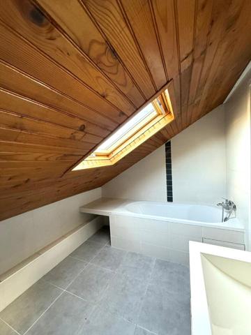 Maison L Haÿ-Les-Roses 5 pièce(s) 123.10m2 - 250m du METRO 14