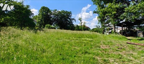 Glamondans (25360) : Terrain à bâtir, 1418 m².