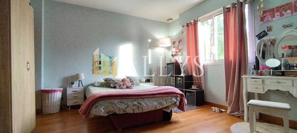 Maison familiale 8 pièces - Secteur recherché