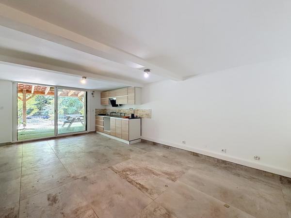 Maison
         4 pièces
        - 97 m² Exclusivité 420 000 € *