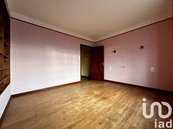 Maison 5 pièces de 136 m² à Naucelle (12800)