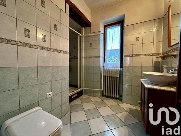 Maison 5 pièces de 136 m² à Naucelle (12800)