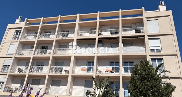 À vendre Appartement 4 pièces 100 m² - La Londe-les-maures 83250