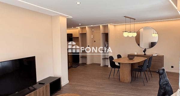 À vendre Appartement 4 pièces 100 m² - La Londe-les-maures 83250