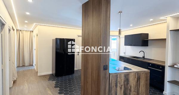À vendre Appartement 4 pièces 100 m² - La Londe-les-maures 83250