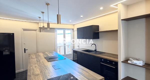 À vendre Appartement 4 pièces 100 m² - La Londe-les-maures 83250