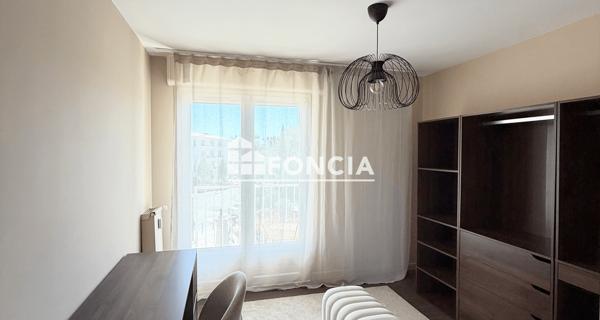 À vendre Appartement 4 pièces 100 m² - La Londe-les-maures 83250