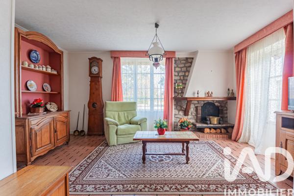 Maison à vendre 5 pièces 110 m² Saint-Pierre-lès-Nemours