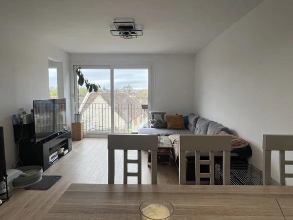 Vente Appartement 4 pièces 75 m2 à Houdan