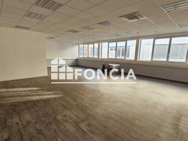 Location Local commercial 1 pièce 170 m² - Grenoble 38100