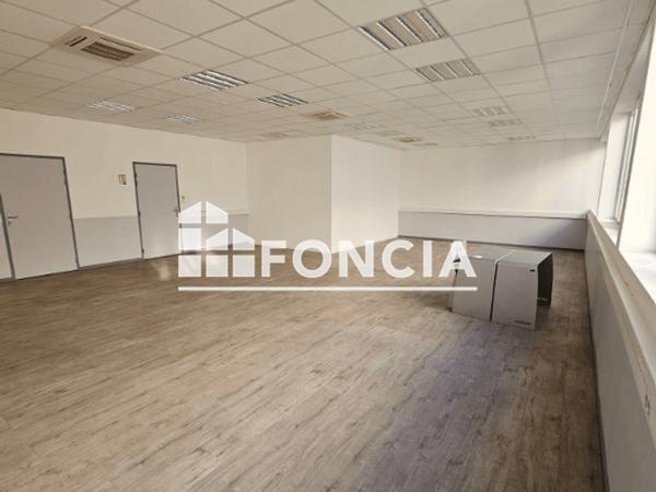 Location Local commercial 1 pièce 170 m² - Grenoble 38100