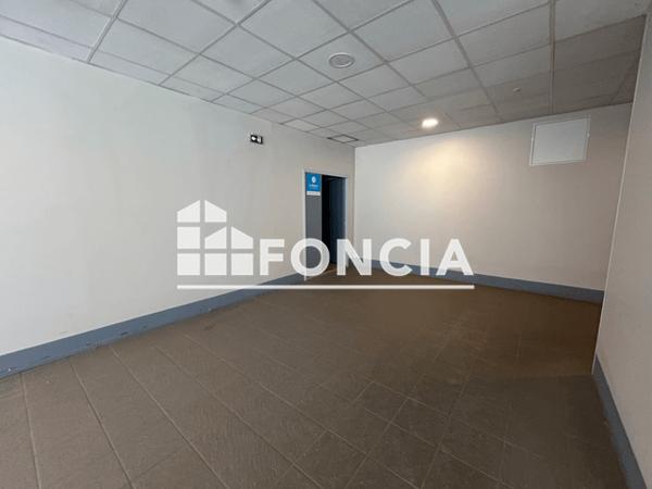 Location Local commercial 1 pièce 170 m² - Grenoble 38100