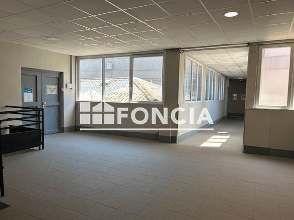 Location Local commercial 1 pièce 170 m² - Grenoble 38100
