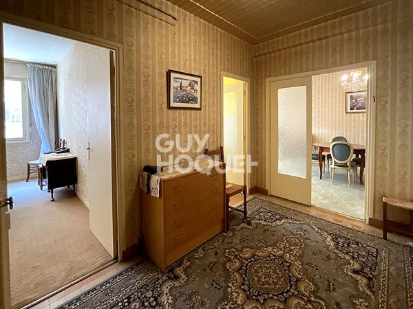 MUSICIENS - 2P avec balcon à rénover