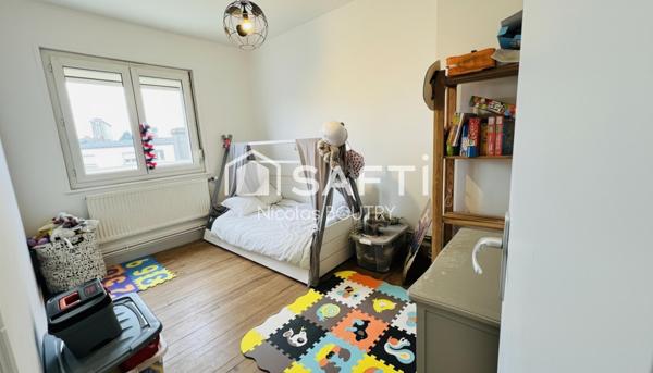 Maison familiale 4 chambres avec jardin et garage