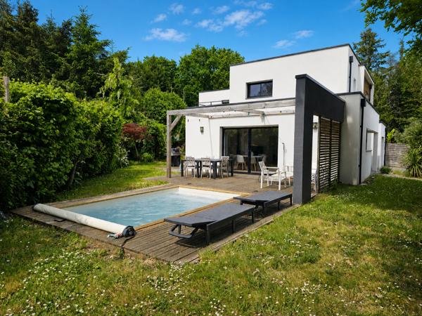 Superbe maison de qualité, 170m², avec une piscine