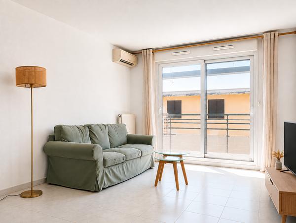 Appartement
         2 pièces
        - 48 m² Exclusivité 149 500 € *