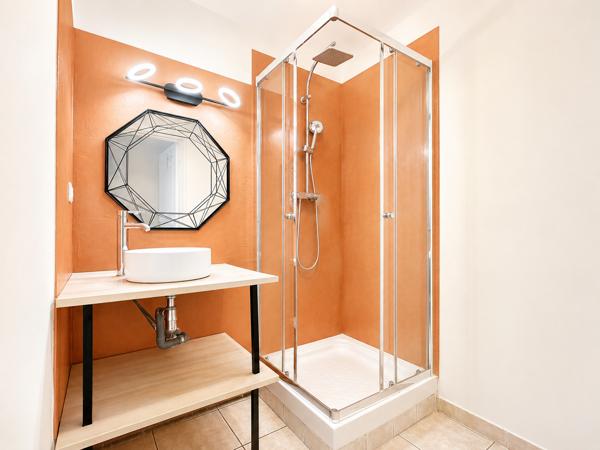 Appartement
         2 pièces
        - 48 m² Exclusivité 149 500 € *