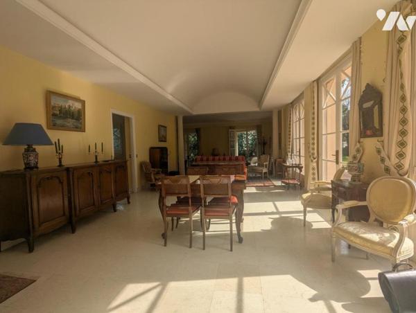 Plein centre de SAINT BREVIN L'OCEAN belle propriété à deux pas de l'Océan et de la plage. 