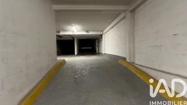 Parking à vendre 14 m² Paris 20