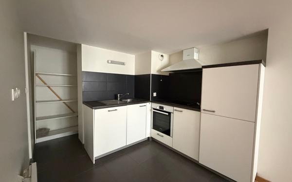 Appartement à louer    3 pièces •  Limoges