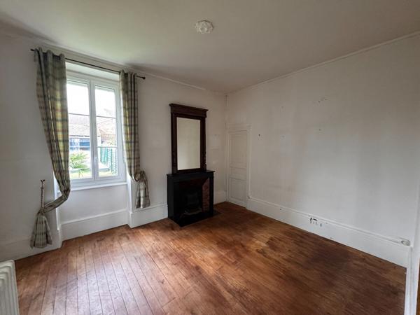 À vendre : Appartement spacieux de 5 pièces au Creusot