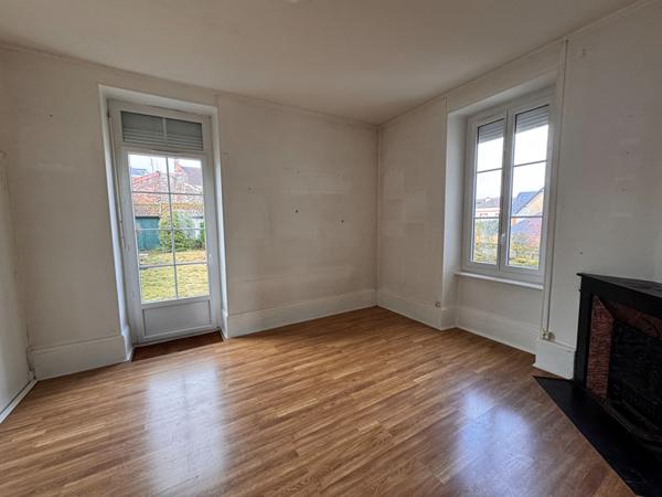 À vendre : Appartement spacieux de 5 pièces au Creusot