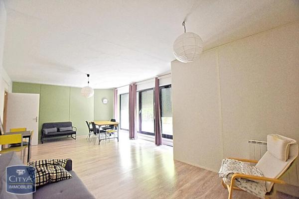 Local commercial à vendre 140m²