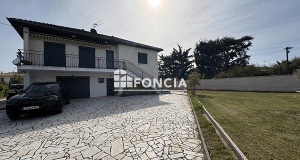 Location Maison 5 pièces 176.26 m² - Pusignan 69330