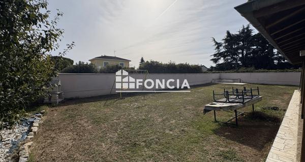 Location Maison 5 pièces 176.26 m² - Pusignan 69330