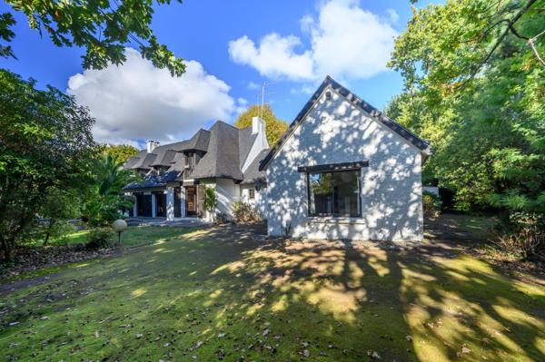 Vente Maison de luxe Ploemeur 8 Pièces 325 m²