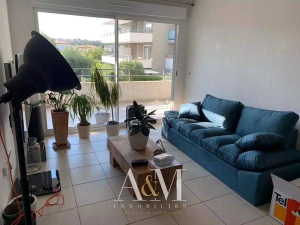 Appartement T2 45m² + terrasse et garage
