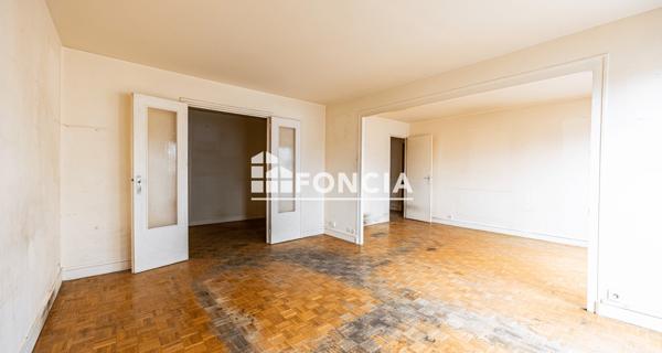 À vendre Appartement 4 pièces 93.23 m² - Paris 75015