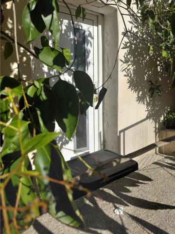 COUP DE COEUR JOLIE MAISON DE VILLAGE D ANGLE 63 M² SUR 3 NIVEAUX