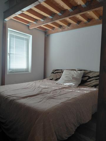COUP DE COEUR JOLIE MAISON DE VILLAGE D ANGLE 63 M² SUR 3 NIVEAUX