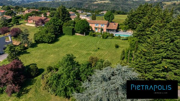 Mas Provençal avec grand terrain