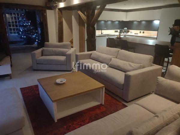 Maison de caractère avec gîte, piscine - terrain constructible