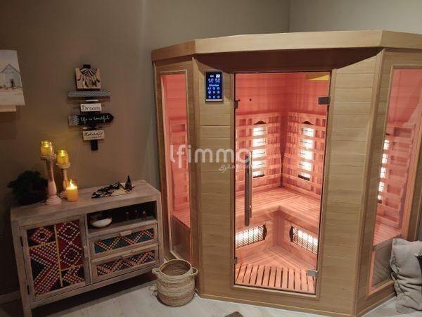 Maison de caractère avec gîte, piscine - terrain constructible