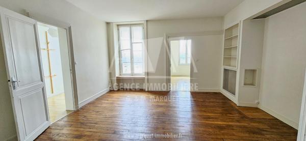 ANGOULEME QUARTIER THEATRE - APPARTEMENT 1er ETAGE