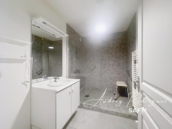 Appartement moderne 1er étage avec ascenseur