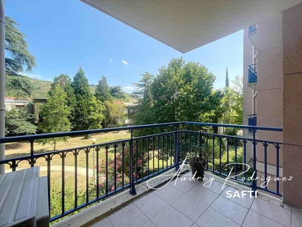 Appartement moderne 1er étage avec ascenseur