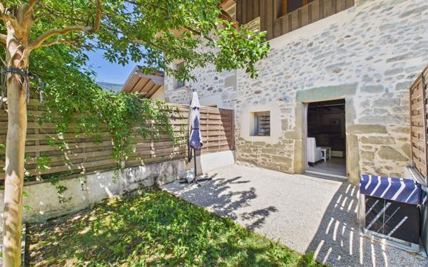 Appartement à vendre    2 pièces • 47,32 m2 La Motte-Servolex