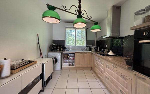 Maison à vendre    5 pièces • 120 m2 Dammarie-les-Lys