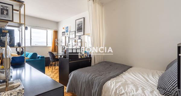 À vendre Studio 27.45 m² - Paris 75012